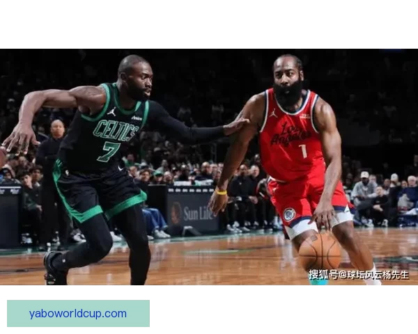 哈登关键时刻绝杀贡献19分带队六人上双收获连胜